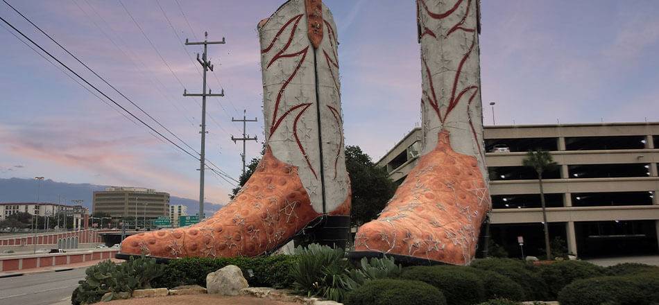 Austin giant cowboy boots