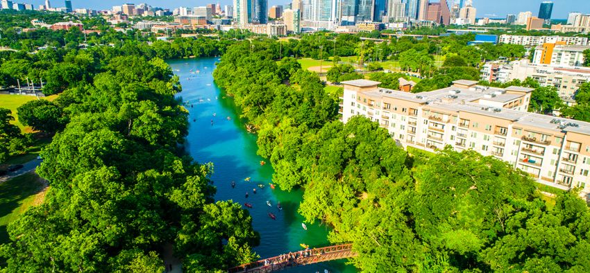 Which Season Is the Best Time of the Year to Move in Texas?