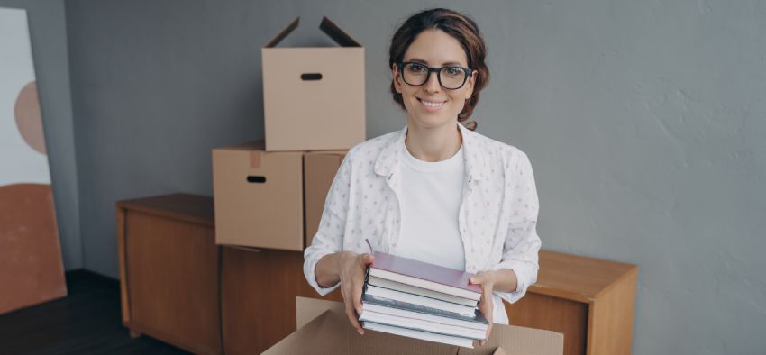 6 Best Hacks For Moving Books